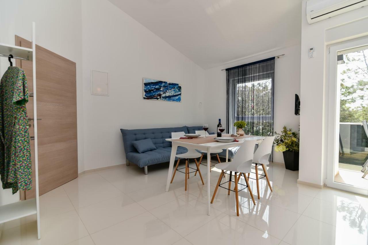 Denis Apartment วีร์ ภายนอก รูปภาพ